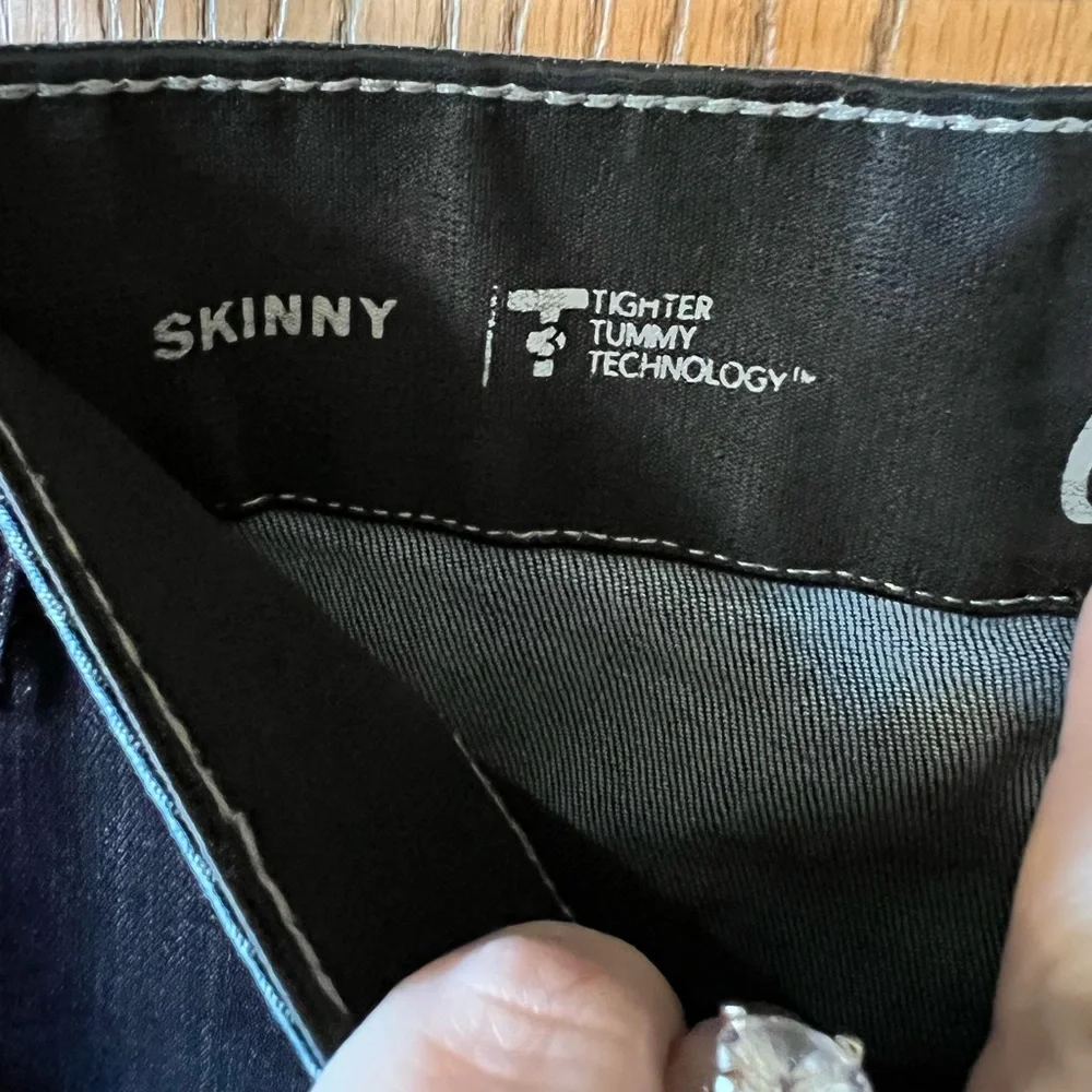Womens Lane Bryant 26 short jean - Picture 7 of 8